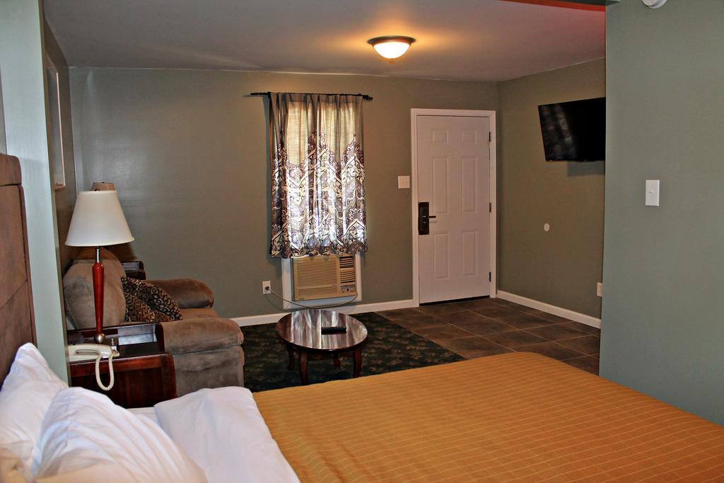 Jefferson Inn And Suites المظهر الخارجي الصورة