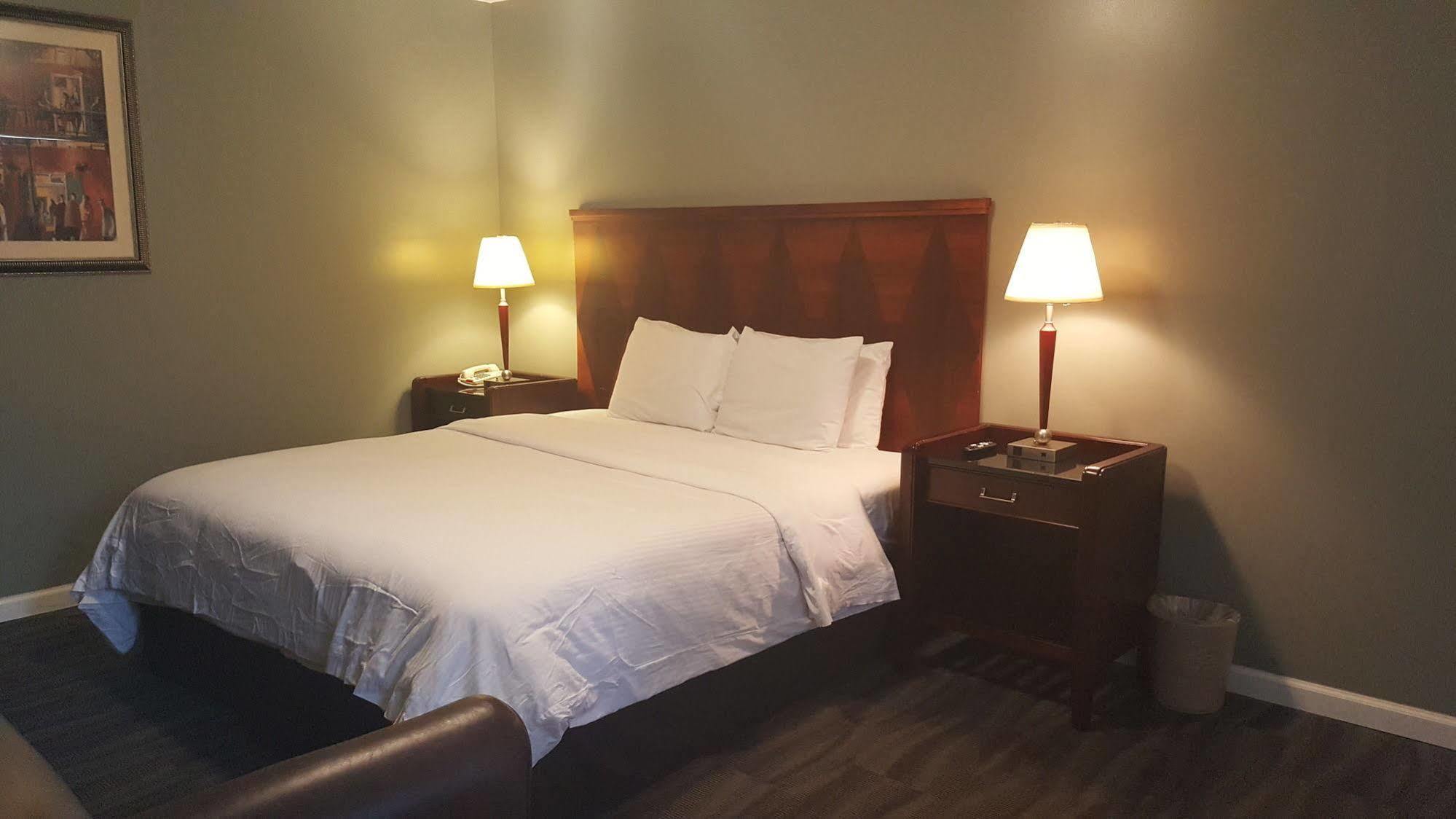 Jefferson Inn And Suites المظهر الخارجي الصورة