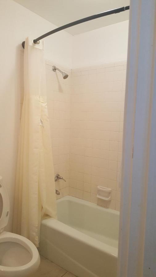Jefferson Inn And Suites المظهر الخارجي الصورة